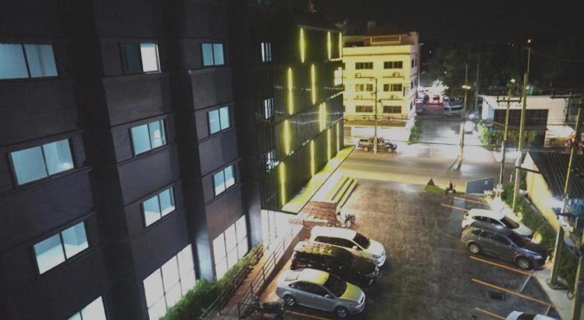 ראיונג Prinn Hotel מראה חיצוני תמונה