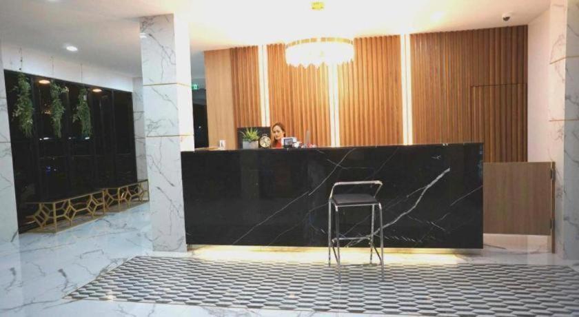 ראיונג Prinn Hotel מראה חיצוני תמונה