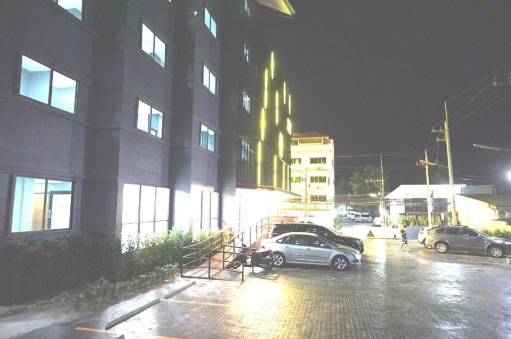 ראיונג Prinn Hotel מראה חיצוני תמונה